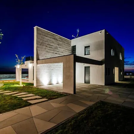 Awesome In * Debeljak