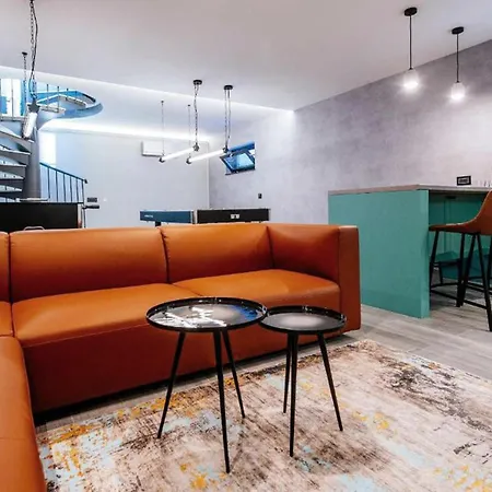 بيت للعطل Luxurious In Debeljak