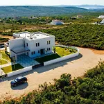 Luxurious In Holiday home *