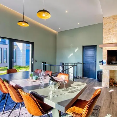 Awesome In Σπίτι διακοπών Debeljak